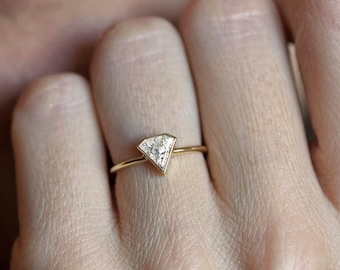 shield diamond ring, Geometric diamond solitaire, Diamond engagement ring, hexagon diamond ring