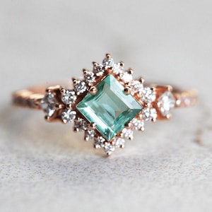 Bague tourmaline couleur Paraiba, bague de fiançailles diamant tourmaline, bague de fiançailles grappe, bague de fiançailles menthe