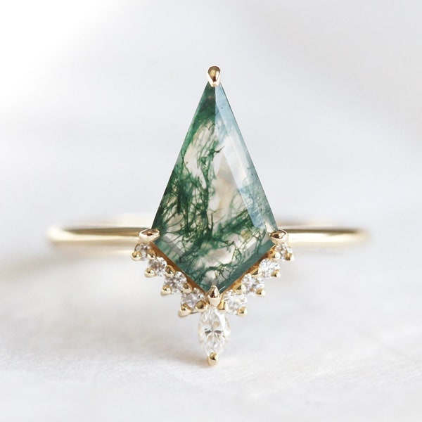 Kite moss agate ring, Unique moss agate engagement ring with diamond crown
