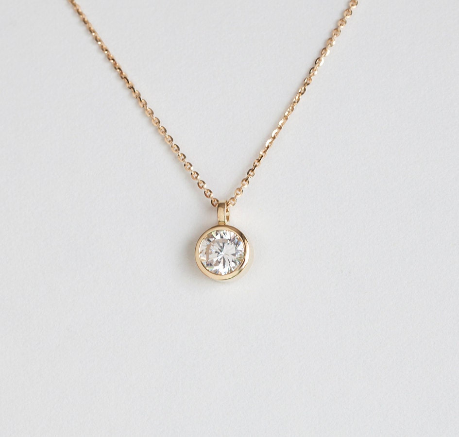 0.73ct 5 stone round brilliant diamond necklace, 18kt white gold, G/H -  Dicky Diamonds