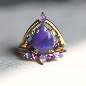 Raiven black opal ring set, Unique purple opal engagement set image 4