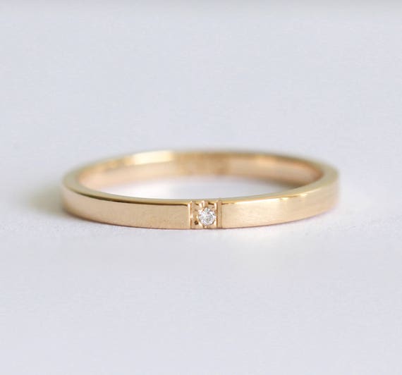Gold band with single diamond sale