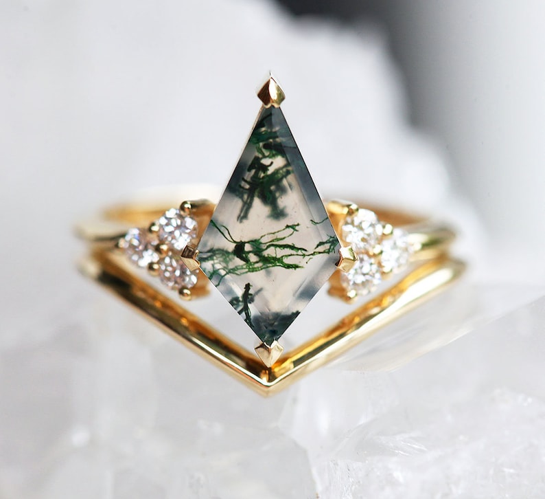 Engagement ring set, Unique gemstone set, Moss agate kite & diamond geometric alternative set 