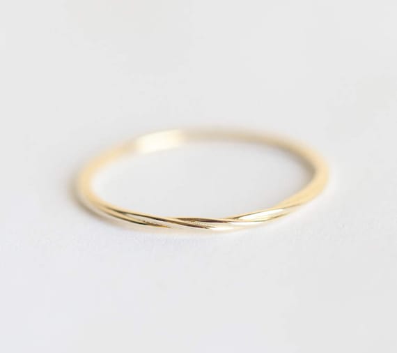 Thin twisted wedding band clearance