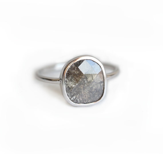 Diamond slice ring clearance