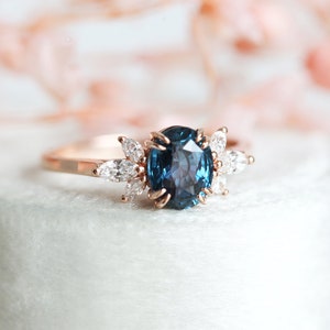 Oval Blue Sapphire Diamond Ring, Blue Sapphire Engagement Ring with Side Diamonds, Oval Cut Sapphire Ring image 2