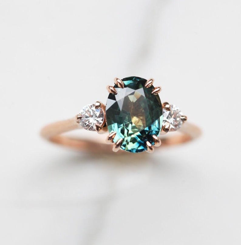 Oval alexandrite ring, Alexandrite three stone ring, Alexandrite diamond ring image 8