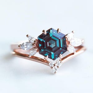 Alexandrite engagement ring set, Hexagon alexandrite w/ side diamonds or moissanites, Unique ring set