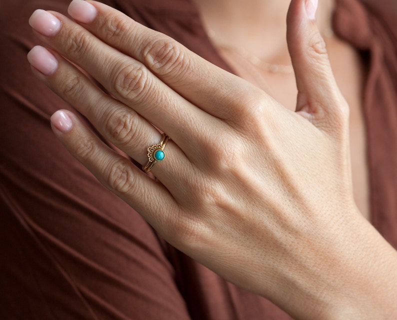 Turquoise Ring Set 18k Yellow Gold With Lace Band image 3