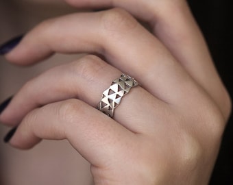 Modern White Gold Ring, Wide 14k Gold Band Geometric pattern, Ready To Ship in 14k Yellow Gold 5,75 US