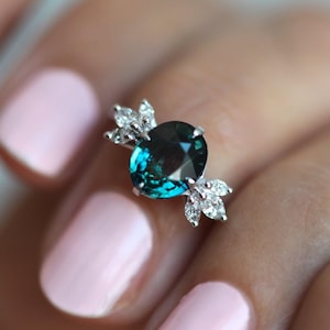 Oval Peacock Sapphire Engagement Ring, Teal Sapphire Ring, Side Diamond Sapphire Ring, Oval Engagement Ring by Minimalvs