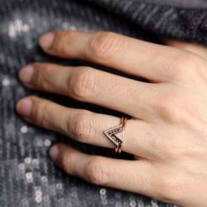 Modern Triangle Diamond Ring Set, 14k 18k Gold 0.2 Carat Solitaire Diamond Ring with Pave Black Diamonds & Matching V Shaped Pave Band image 4