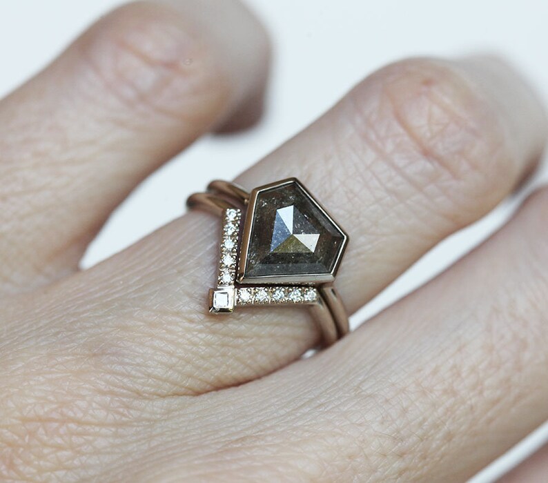 Shield Diamond Ring Set, Salt Pepper Diamond Ring Set with Shield Shaped Diamond, Geometric Diamond Engagement Ring Set image 7