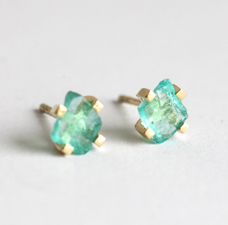 Raw Mint Apatite Studs, Simple Green Earrings, 14k Solid Gold image 4