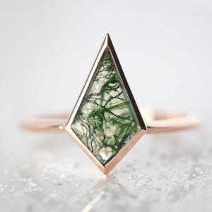 Anillo de ágata musgosa, anillo de compromiso con forma de cometa, anillo con forma geométrica, solitario de piedra preciosa