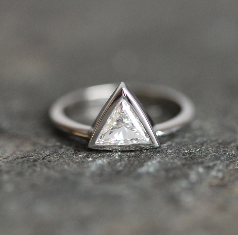 Remi Ring - 1.20 Carat Princess Diamond Engagement Ring with Triangle Side  Diamonds - Othergems