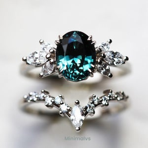 Teal Sapphire Engagement Ring Set, Teal Oval Sapphire Engagement Ring with Diamond Cluster Band