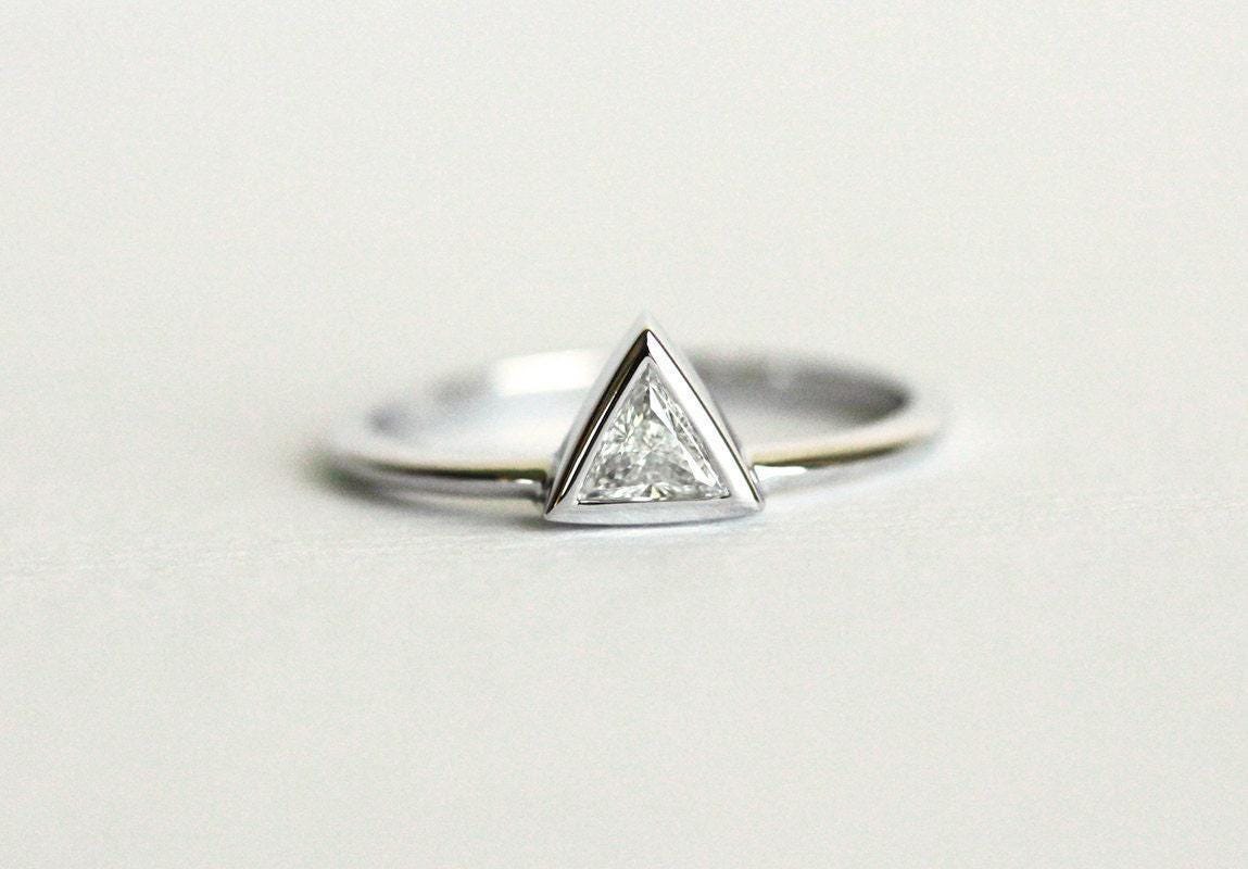 Triangle Dimond Triangle Diamond Ring White Gold, Modern Solitaire Diamond Ring With ...