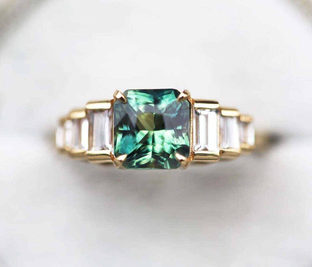 【日本製】 Sapphire Bicolor Engagement Diamonds Baguette Side With Ring アクセサリー