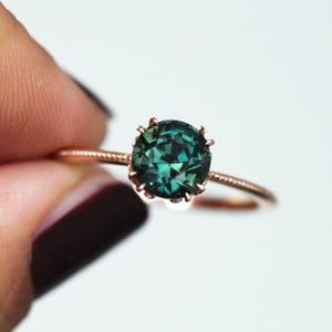 Round Green Sapphire Ring, Round Solitaire Sapphire Engagement Ring, Prong Set Green Engagement Sapphire Ring by Minimalvs