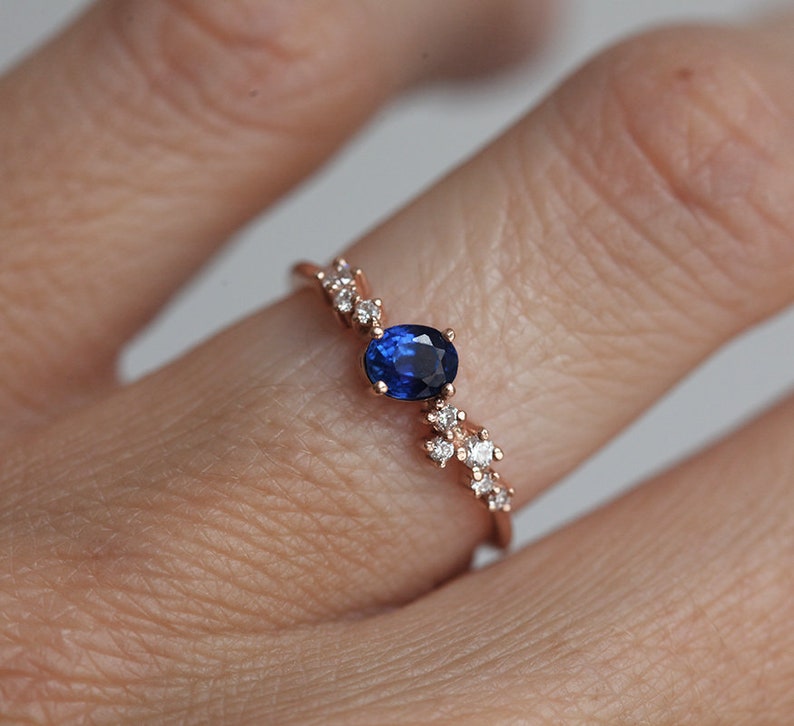 Anillo De Zafiro Estrella Azul Con Plata Halo