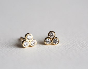 Trio Diamond Earrings, diamond Stud Earrings, Simple Everyday Studs, 14k Gold Earrings, Bezel Diamond Jewelry, Single Earrings