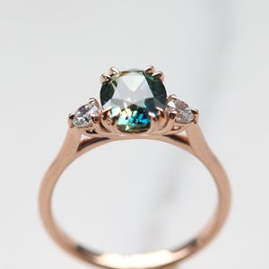 Oval alexandrite ring, Alexandrite three stone ring, Alexandrite diamond ring image 3
