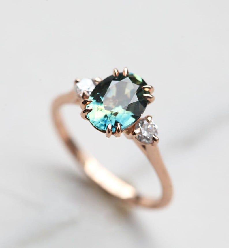 Oval alexandrite ring, Alexandrite three stone ring, Alexandrite diamond ring image 6