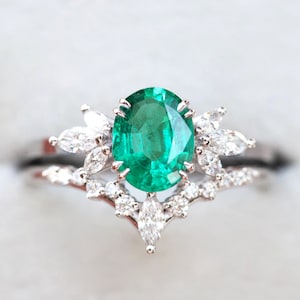 Vera Emerald Engagement Ring Set, Emerald diamond ring set with side marquise diamonds image 1