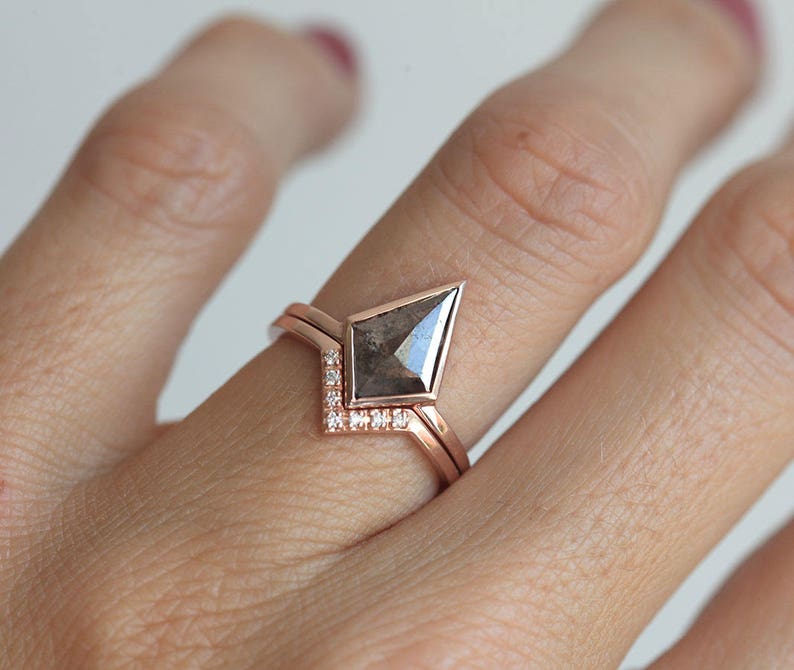 Grey Salt Pepper Diamond Ring With V Diamond Band, Diamond Engagement Ring Set, Natural Diamond Ring Grey image 5