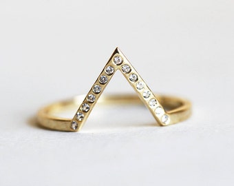 V shaped Diamond Wedding Band, Modern Diamond Wedding Ring For Her, Stacking Diamond Band Thin Delicate