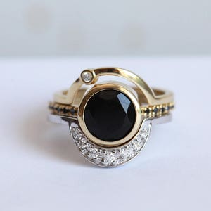 Alternative engagement ring set, Onyx moon eclipse ring, Unique black diamond ring image 2