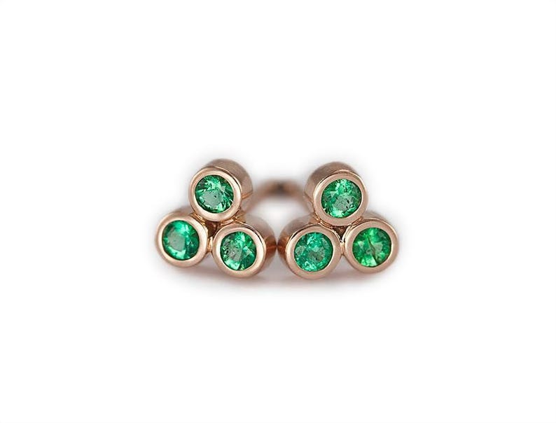 Orecchini in oro rosa con smeraldo, orecchini in oro massiccio 14k, orecchini con zaffiro, orecchini in oro rosa 18k, orecchini con smeraldo, regalo con pietra portafortuna di maggio immagine 3