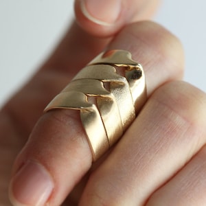 Gold ring, Wedding band, V shaped ring, Wide twisted band, Thick gold band, Unisex chevron band image 5