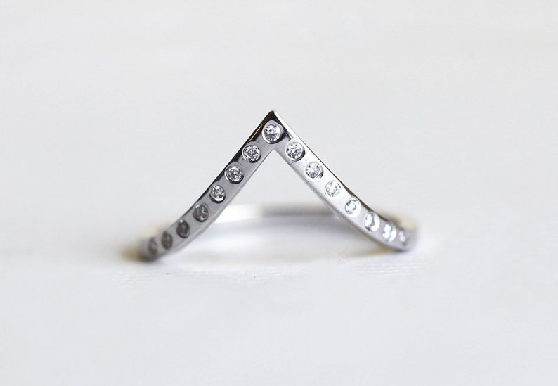 Diamond Curved Wedding Band 14k Solid Yellow Gold Pointed image 10