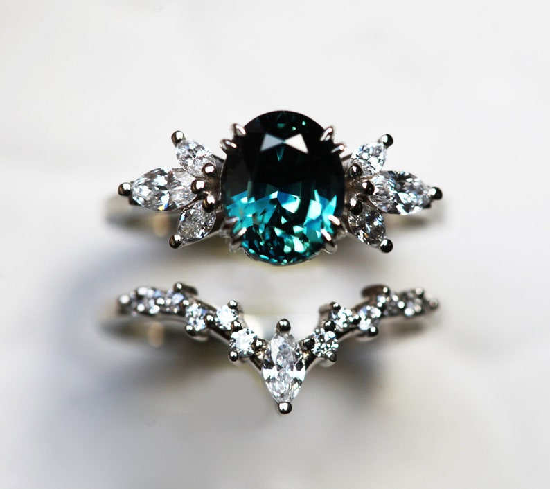 Vera Emerald Engagement Ring Set, Emerald diamond ring set with side marquise diamonds image 6