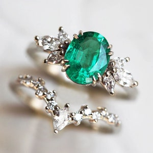 Vera Emerald Engagement Ring Set, Emerald diamond ring set with side marquise diamonds image 3