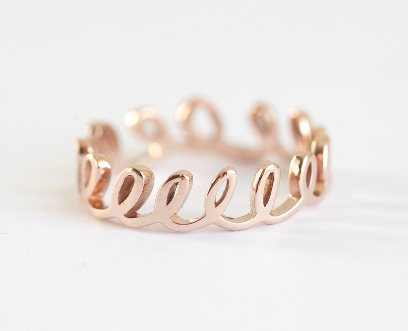 Twisted Wedding Band, Loop Ring in 14k or 18k Solid Gold image 1
