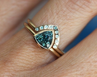 Teal Trillion Sapphire Ring with Blue Diamond Band, Trillion Sapphire Engagement Ring Solitaire with Teal Blue Diamond Ring, Matching Set