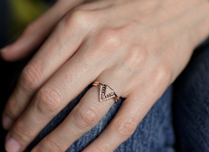 Modern Triangle Diamond Ring Set, 14k 18k Gold 0.2 Carat Solitaire Diamond Ring with Pave Black Diamonds & Matching V Shaped Pave Band image 2