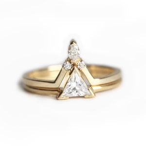 Triangle Diamond Ring Set, 14k or 18k Solid Gold 0.3 Carat Trillion Solitaire & Matching V Shaped Crown Band