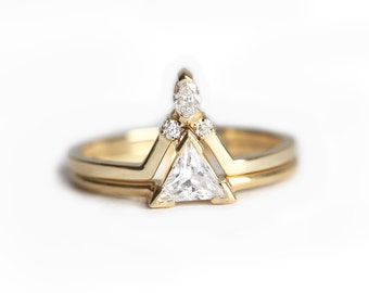 Triangle Diamond Ring Set, 14k or 18k Solid Gold 0.3 Carat Trillion Solitaire & Matching V Shaped Crown Band