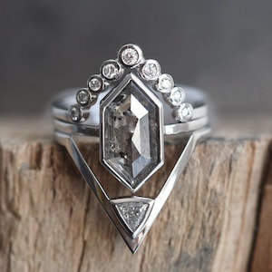 Einzigartiges Salz Pfeffer Diamant Ring Set, Hexagon Diamant Verlobungsring Set, Rustikaler Diamant Ehering Set, Alternatives Brautring Set