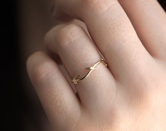 Delicate Twig Ring, Gold Floral Ring disponible en oro de 14k, 18k y platino