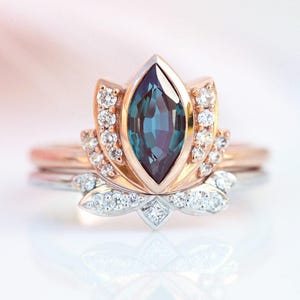 Zen Ring Set, Lotus Engagement Ring Set, Lotus Flower Ring, Floral Alexandrite Engagement Ring Set, Marquise Alexandrite Ring