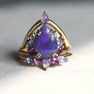 Raiven black opal ring set, Unique purple opal engagement set image 6