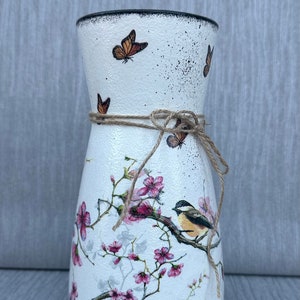 Bird and Blossom Glass vase , Decoupage Art , Shabby chic , Gift for Home , Gift for her , Decoupage Vase , Floral Vase , Pink Flowers