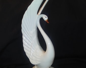 Tall, 12 inch MCM porcelain Swan figurine. Great vintage bird decor. Modern style. Free Shipping!