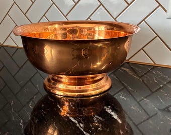 Copper footed bowl by Coppercraft Guild, bright polished finish. Some wear and one ding. Pretty kitchen decor. Free Shipping!