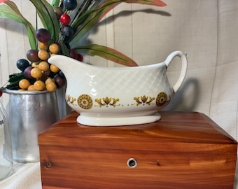 Vintage Enoch Wedgewood gold medallion pattern porcelain gravy boat. Crazing and staining, Pretty Farmhouse decor piece. Free Shipping!